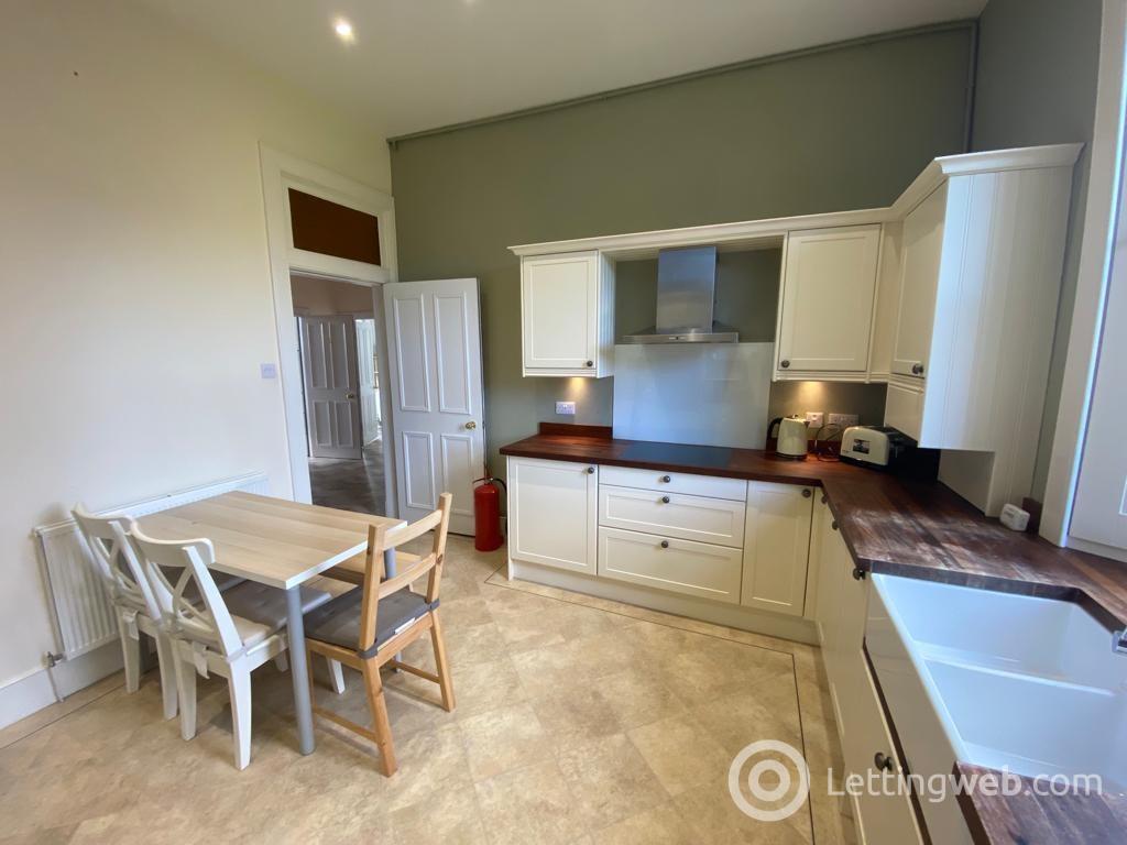 3 Bedroom Flat to Rent 